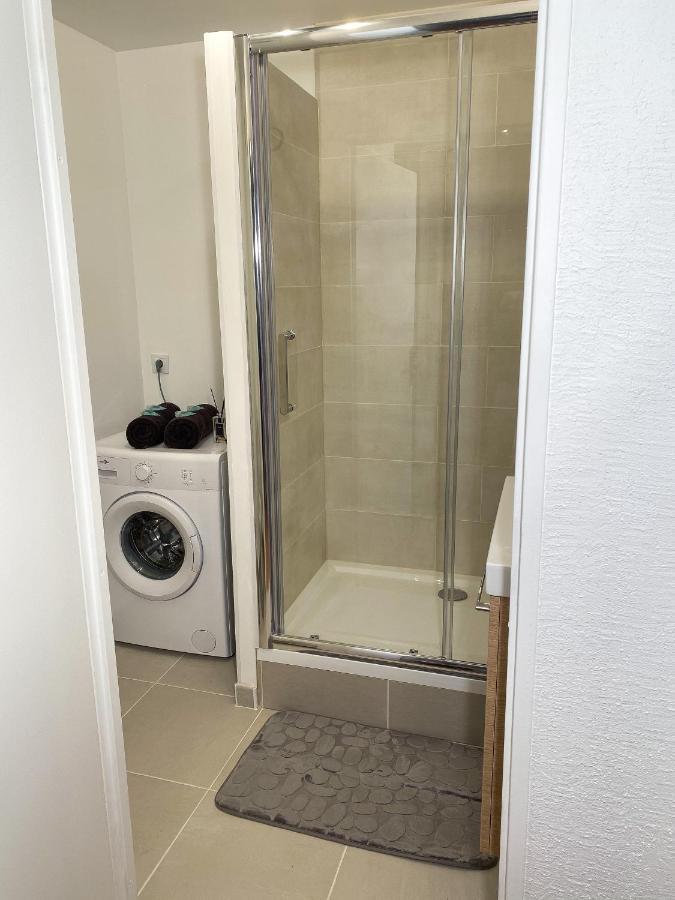 Luxueux Appartement Evry Centre - Parking - Rer A 10 Min Courcouronnes Екстер'єр фото